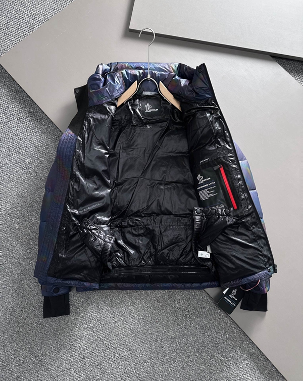 ハイクオリティダウンジャケット側面デザイン